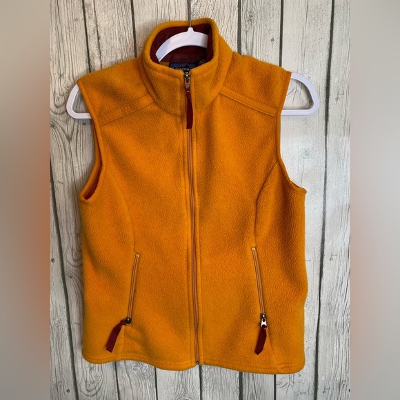 Patagonia Jackets & Blazers - Patagonia‎ Women’s Vintage 90’s Synchilla Fleece Vest Size Medium.